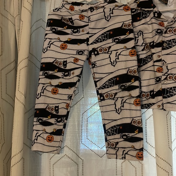 PJ’s & Presents Boys 3T Halloween Pjs 2pc St Button Up Orange/Blk/White - Picture 3 of 5